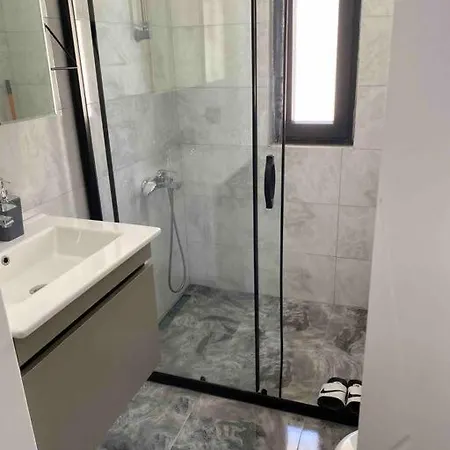 Havalimanina 10 Dak Denize 5 Dak 2+1 Vila *