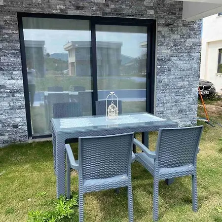 Havalimanina 10 Dak Denize 5 Dak 2+1 Villa *